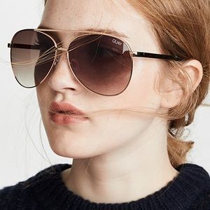 NWT Quay Vivienne Aviators